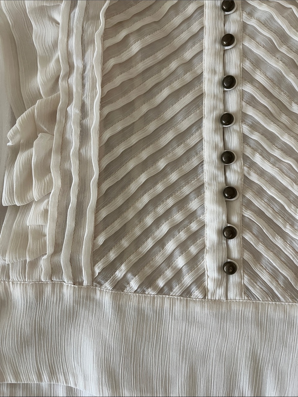 Women’s Rampage Blouse - Picture 2 of 12